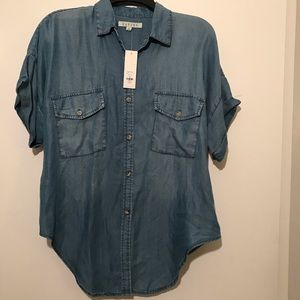 Francesca’s chambray button up short sleeve blouse